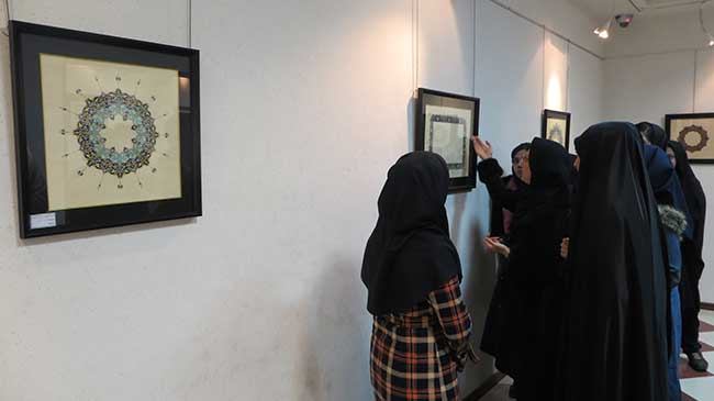 گشایش نمایشگاه تذهیب در نگارخانه سوره یزد